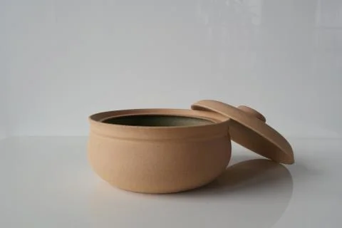 Beige bowl Фото