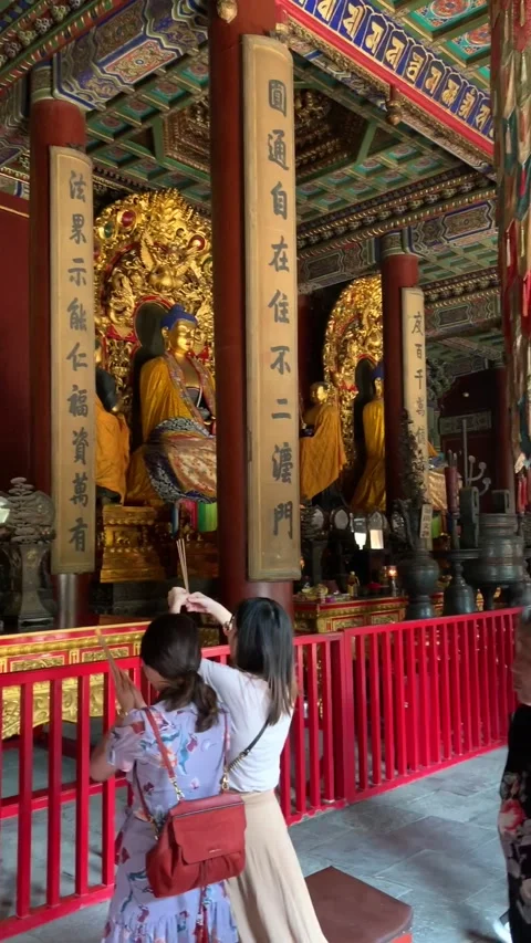 Beijing, China - 2019/09/04 : Inside a temple Stock-Footage 341982501
