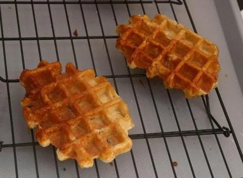 Belgian waffles on a grill Foto stock