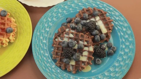 Belgium waffles with berries Video stock 80647429