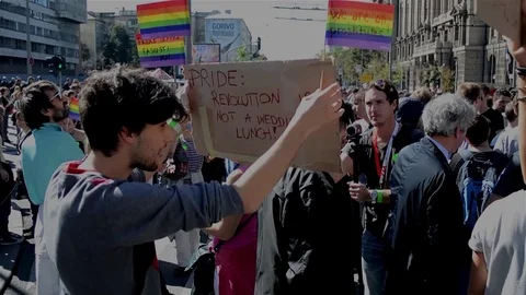 Belgrade Pride 動画素材 75908831