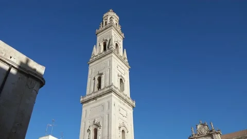 The bell of the bell tower of the cathedral of Lecce. Lecce, Salento, Puglia, It 스톡 동영상 148039343