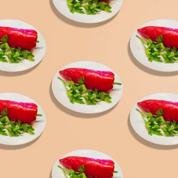Bell pepper and parsley pattern on the plate vegetarian menu Stockfoto's