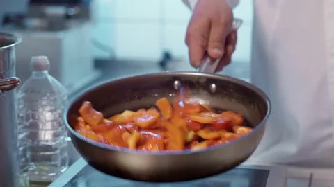 Bell pepper are fried. Stock Footage 154795438