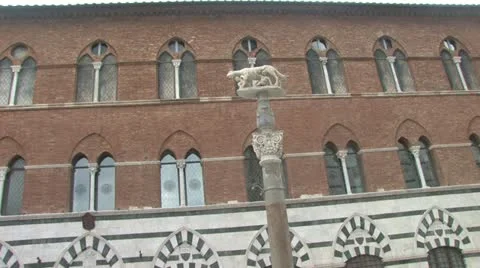 The bell tower and column with the lupa ( Female Wolf) Video stock 12454100