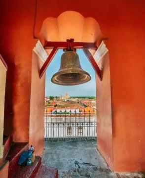 Bell tower of the La Merced church with a view of the cathedral in Granada,.. Foto stock