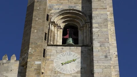 Bells and clock of the Se Cathedral in Lisbon, Portugal Видео 67884284