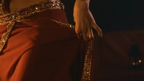 Belly dancer slow motion, warm oriental mood with smoke Vídeos de archivo 91497730