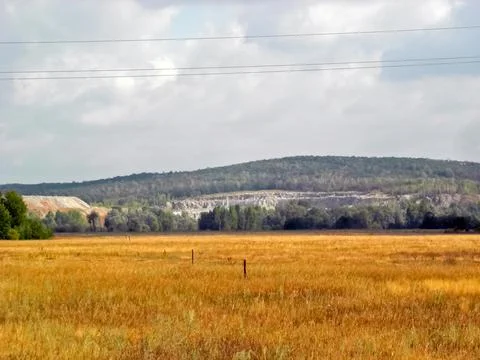 Beloretsky tract. Nature is in the way of the Beloretsky tract. Roads and lan Foto stock