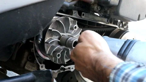 Belt replacement scooter. continuously variable transmission (CVT) Stock Footage 91668211