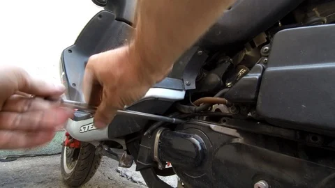 Belt replacement scooter. continuously variable transmission (CVT) Stock Footage 91668505