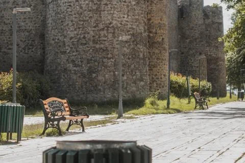 Bench in the old Park. Clear summer day in the city Park, Stock-Fotos