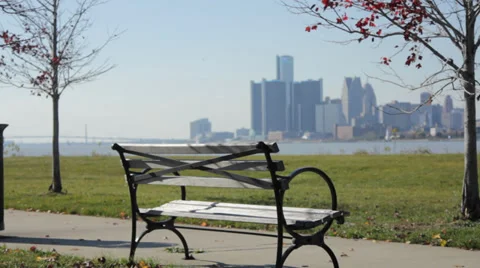 Bench over looking city skyline (HD) k Stock Footage 32882452