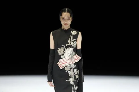BENCH/ Presents Threads of Dreams - Runway - Tokyo Fashion Week 2027 S/S, Japan  Stock Photos