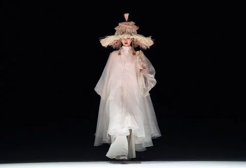 BENCH/ Presents Threads of Dreams - Runway - Tokyo Fashion Week 2027 S/S, Japan  Stock Photos