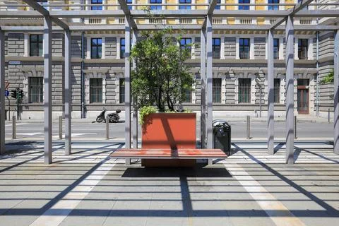 Bench in the square in Trieste Foto stock