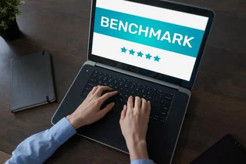 BENCHMARK, business processes and performance metrics to industry bests Stock-Fotos