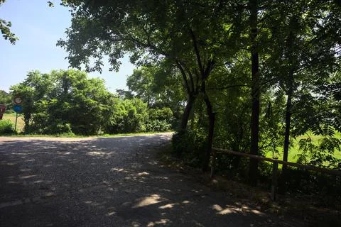 Bend in a road Stock-Fotos