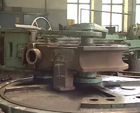 Bending pipes Stock-Footage 10718125