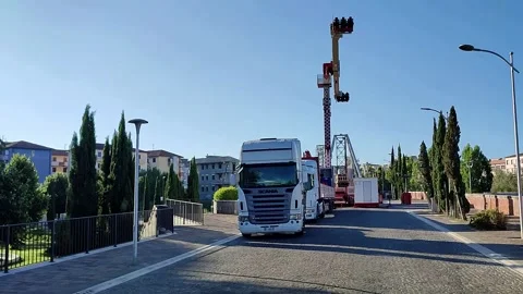 Benevento - Giostre a via Grimoaldo Re al mattino presto Stock Footage 312374908