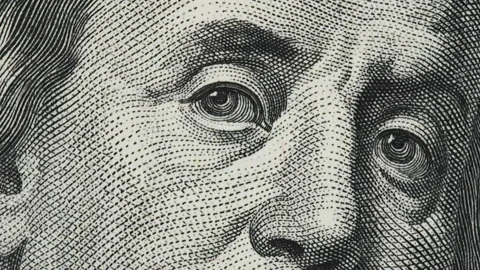 Benjamin Franklin on old US 100 dollar bill slow rotating. Stock video footage Video stock 101350906