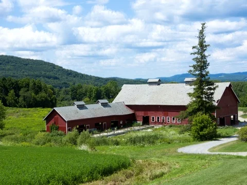 Bennington Vermont old red barn with farm in farming business with sunshine Stock-Footage 75688098