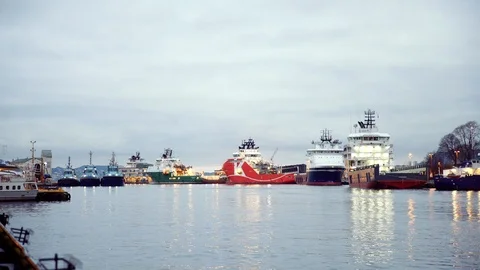 Bergen - ships in the dock 스톡 동영상 103862356