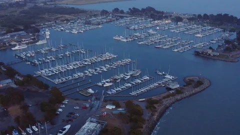 Berkeley Marina Flyover Dusk Twilight Boats Misty Foggy Video stock 138614916