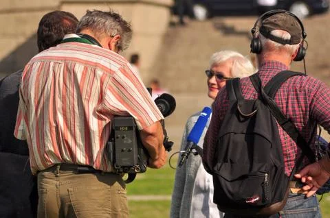 BERLIN - 22 SEP, 2009: Professional Broadast Camera Team Interview Stock Photos