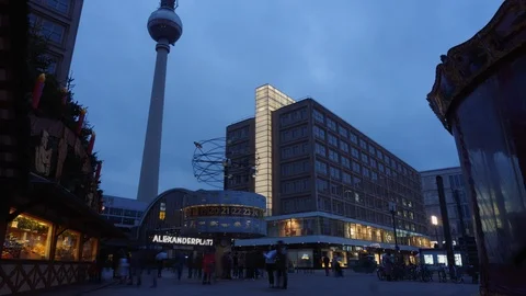 Berlin Alexanderplatz Weihnachtsmarkt Timelapse Stock Footage