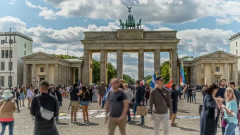 Berlin Brandenburg Gate panoramic hyperlapse time lapse - 4k Video stock 206021268