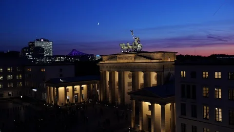 Berlin - Branderbrug Gate at night Stock Footage 122499219
