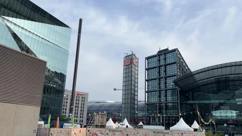 Berlin Central Station Architectural Highlights in Dynamic View Vídeo Stock 341522122