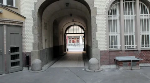 Berlin Courtyard.mp4 库存影片 8835030
