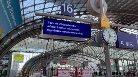 Berlin: Empty platforms at Central Train Station during labour union strike, 4K Stock Footage 267119362