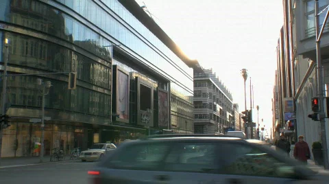 Berlin friedrichstrasse lafayette Stock Footage