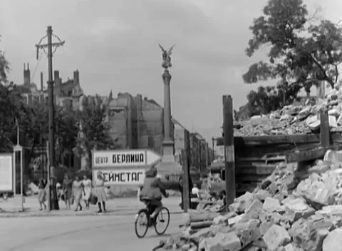 BERLIN, GERMANY - 1945: Bomb Damage - Cyrillic Signs at the Crossroads Stock Footage 343942209