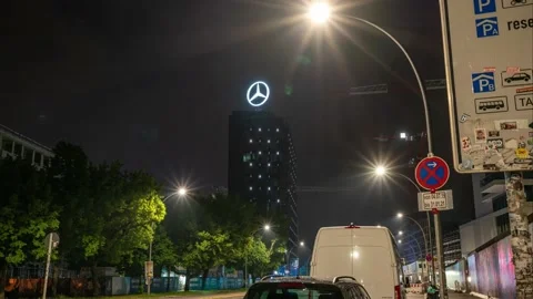 Berlin, Germany 2021-hyperlapse of East Side Gallery. Berlin, Germany. Stock Footage 151220931