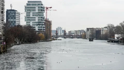 Berlin, Germany 2021- Winter Time Lapse of floating ice on river Spree and Video stock 150000588