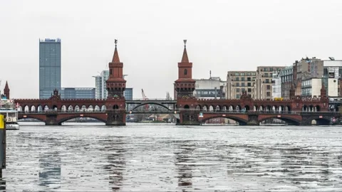 Berlin, Germany 2021- Winter Time Lapse of floating ice on river Spree and Stock-Footage 150001059