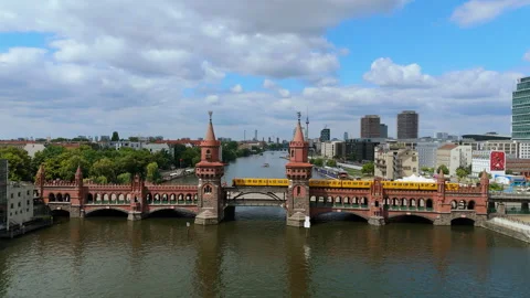 BERLIN, GERMANY - AUGUST 11, 2024: Oberbaum Bridge in Berlin, Germany Stock Footage 281719969