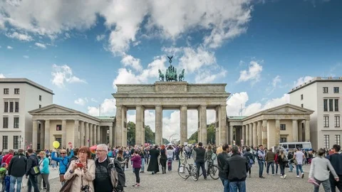BERLIN, GERMANY - CIRCA 2016: The Brandenburg Gate (Brandenburger tor) Stock Footage 71307804