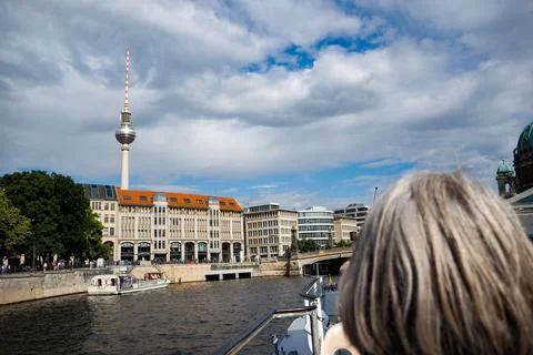 Berlin Germany. Excursion boat on the Spree River Foto stock