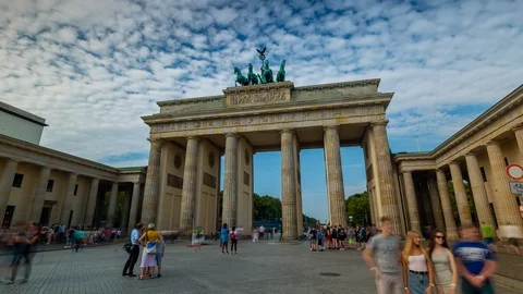 BERLIN, GERMANY - MAY,2019: Timelapse view of the famous historic monument Video stock 124891813
