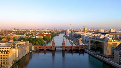 Berlin germany skyline 動画素材 126350050