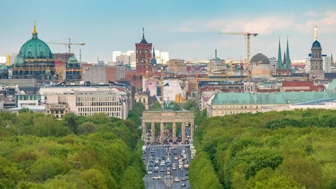 Berlin Germany time lapse 4K, city skyline timelapse at Brandenburg Gate Stock Footage 95166163