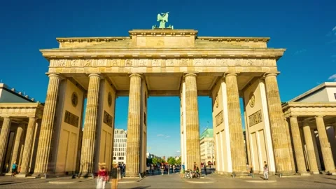 Berlin, Germany, Timelapse View Of Brandenburg Gate Video stock 138589233