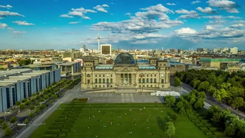 Berlin, Germany,HYperlapse Aerial view of German parliament Bundestag on a sunny 動画素材 144646466