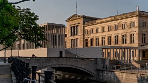 Berlin, James Simon Gallery, panoramic hyperlapse timelapse, Germany - 4k Stock-Footage 207609042