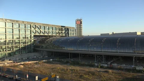 Berlin Main Station (backside) Vídeo Stock 99968512